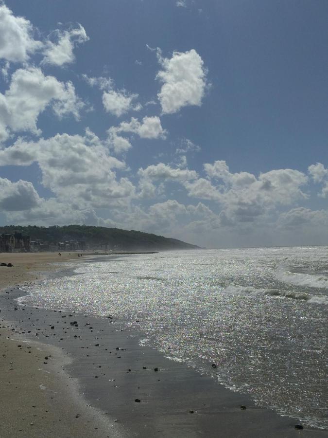 "Le Cocon D'Estelle" Grand Studio Vue Mer, 30M De La Plage วิลเลร์-ซูร์-แมร์ ภายนอก รูปภาพ